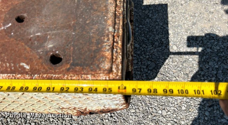 image for item DJ6310 1999 Ford F550 Super Duty  utility / service truck