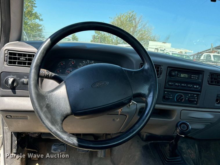 image for item DJ6310 1999 Ford F550 Super Duty  utility / service truck