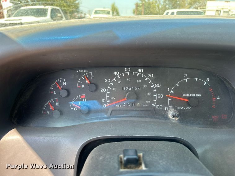 image for item DJ6310 1999 Ford F550 Super Duty  utility / service truck