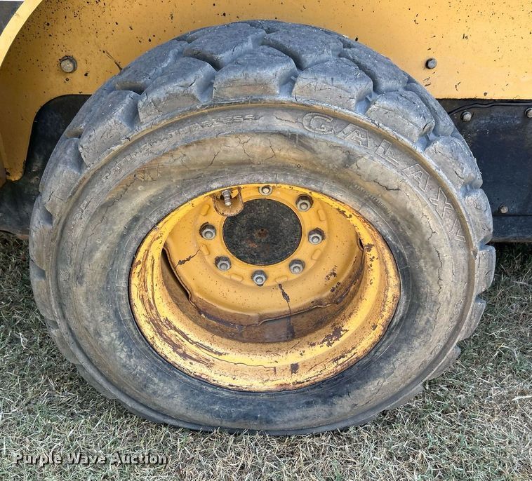 image for item DJ6314 2006 Caterpillar 252B  skid steer loader