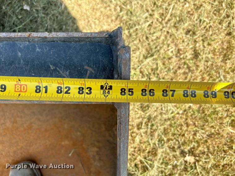 image for item DJ6316 2015 Caterpillar 272D2 XHP  skid steer loader