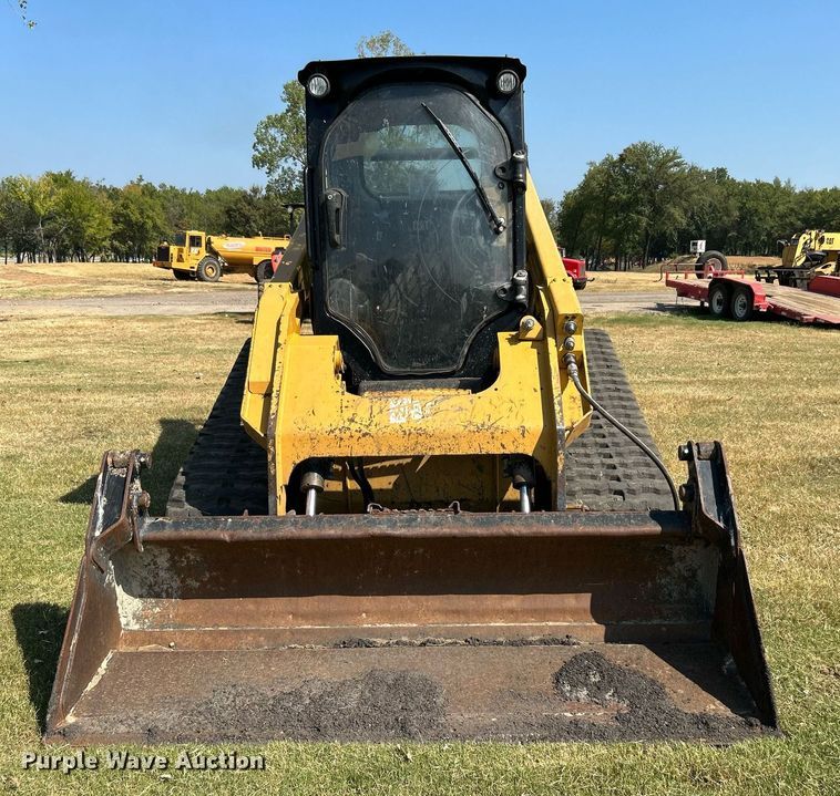 image for item DJ6318 2015 Caterpillar 299D  tracked skid steer loader