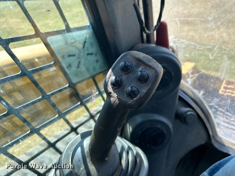 image for item DJ6318 2015 Caterpillar 299D  tracked skid steer loader