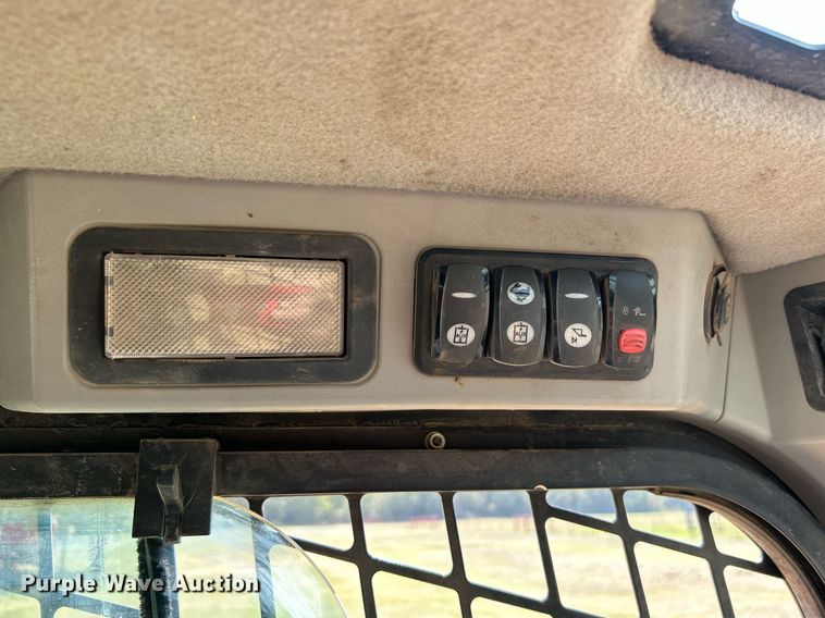 image for item DJ6318 2015 Caterpillar 299D  tracked skid steer loader