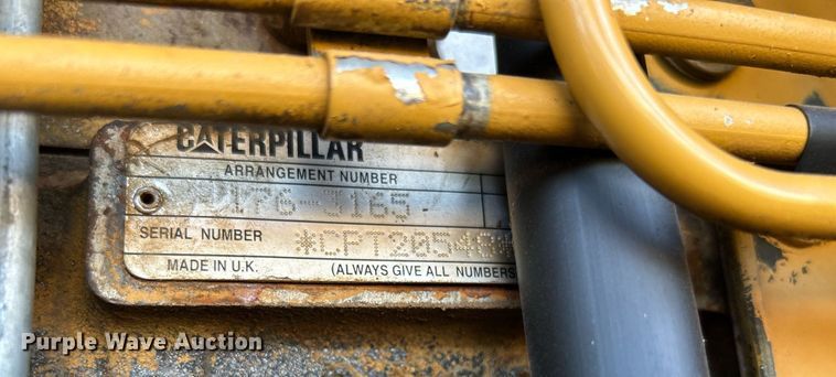 image for item DJ6319 2006 Caterpillar CS-563E  single drum roller