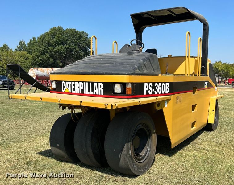 image for item DJ6320 2003 Caterpillar PS-360B  pneumatic roller