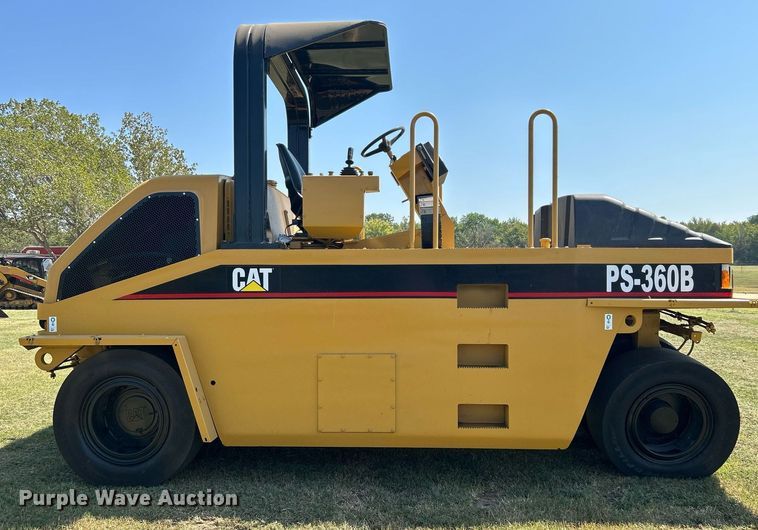image for item DJ6320 2003 Caterpillar PS-360B  pneumatic roller