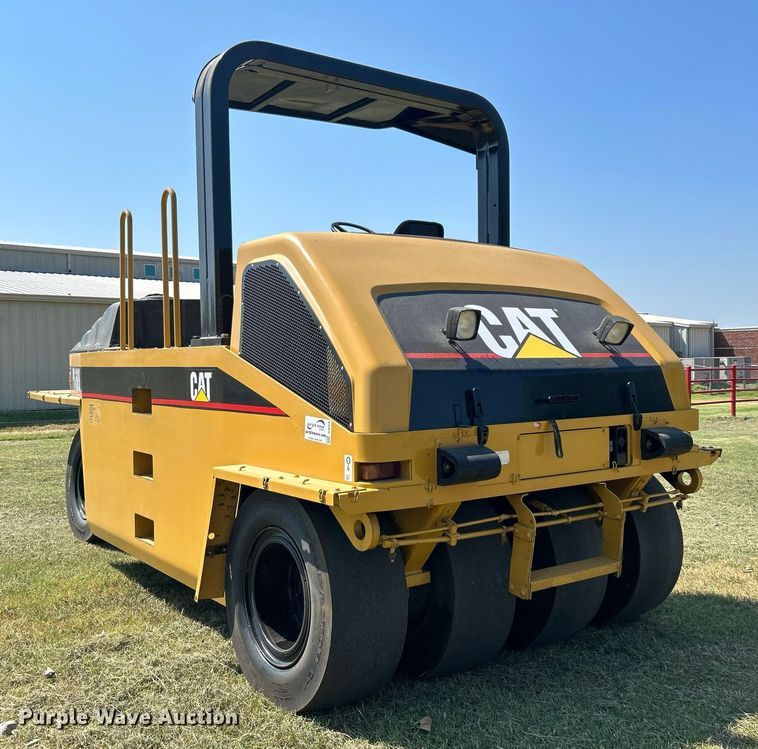 image for item DJ6320 2003 Caterpillar PS-360B  pneumatic roller