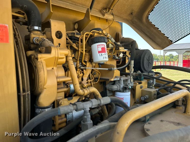 image for item DJ6320 2003 Caterpillar PS-360B  pneumatic roller