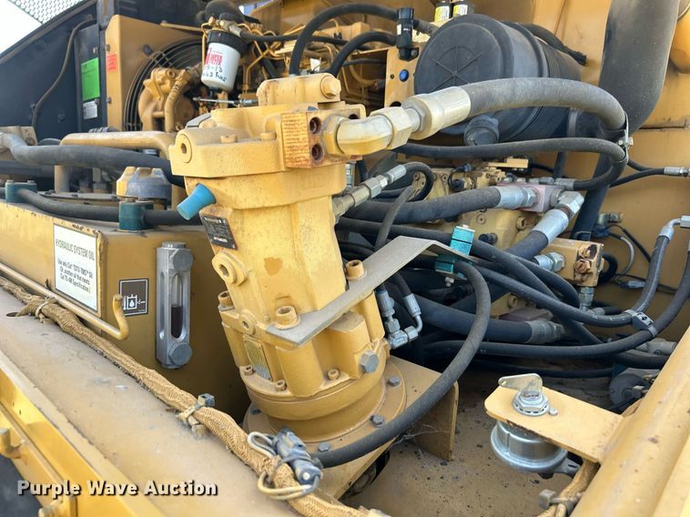 image for item DJ6320 2003 Caterpillar PS-360B  pneumatic roller