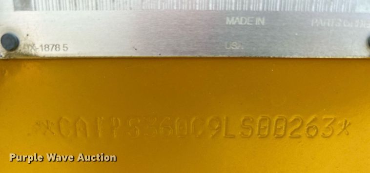 image for item DJ6320 2003 Caterpillar PS-360B  pneumatic roller