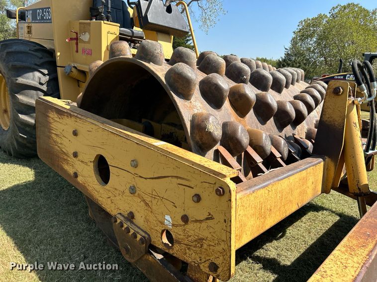 image for item DJ6321 1998 Caterpillar CP-563C  single drum roller