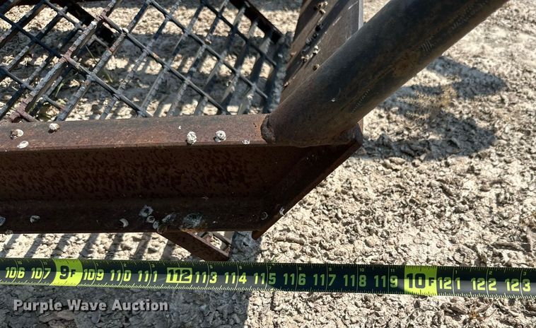 image for item DK2502 (3) steel stairs