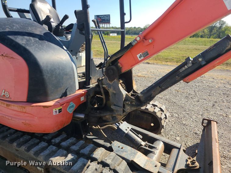 image for item DK4084 2014 Kubota KX040-4R1A  mini excavator