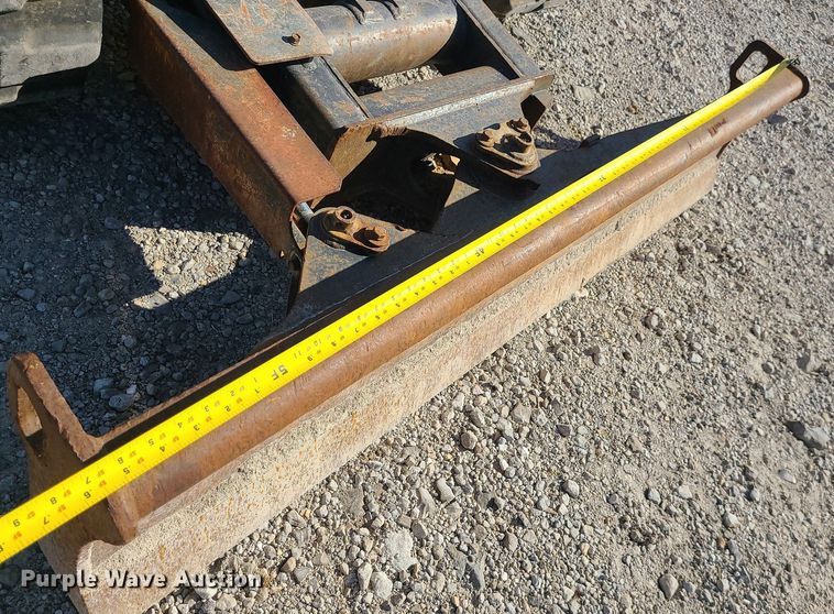 image for item DK4084 2014 Kubota KX040-4R1A  mini excavator