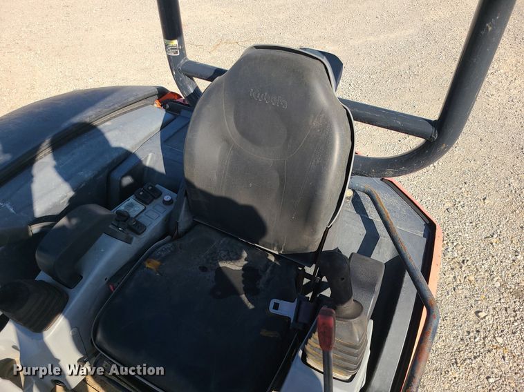 image for item DK4084 2014 Kubota KX040-4R1A  mini excavator