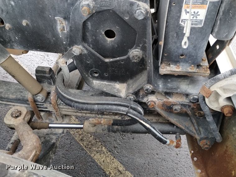 image for item DK8769 2007 Peterbilt 357 ready mix truck