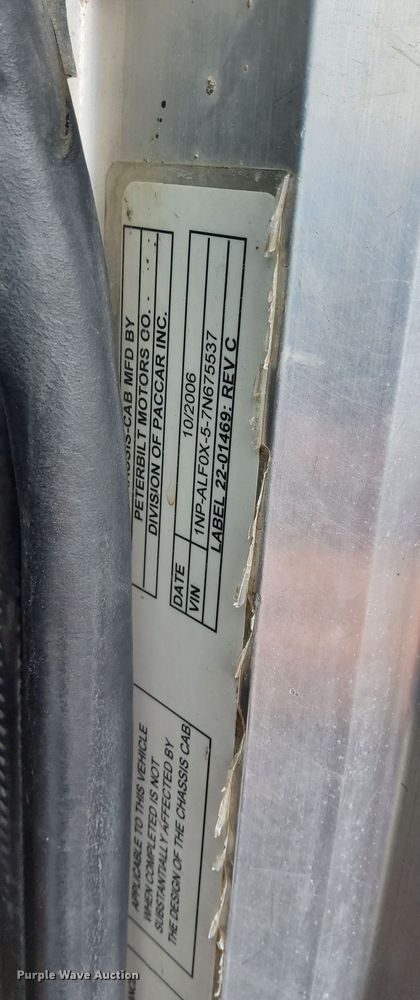 image for item DK8769 2007 Peterbilt 357 ready mix truck