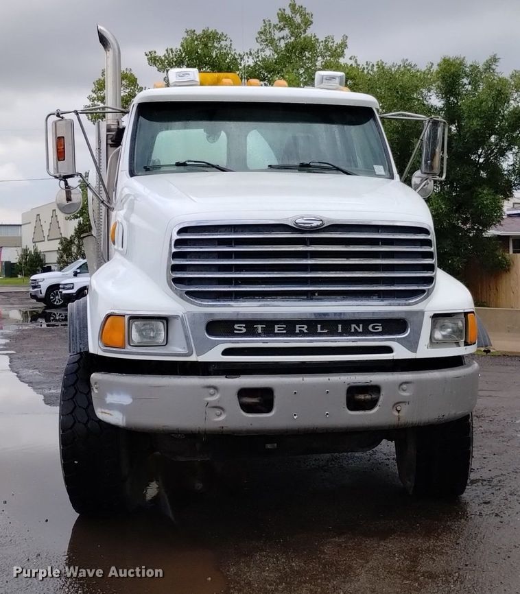 image for item DK8770 2004 Sterling LT9500  ready mix truck