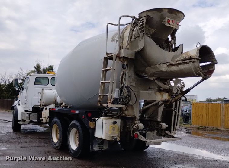 image for item DK8770 2004 Sterling LT9500  ready mix truck