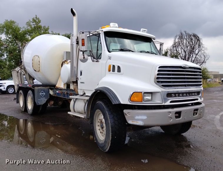 image for item DK8770 2004 Sterling LT9500  ready mix truck