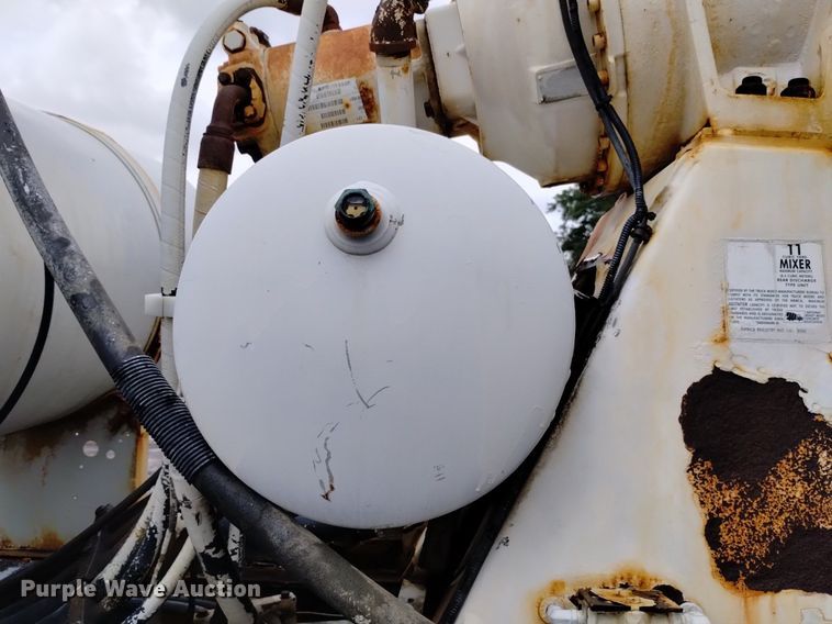 image for item DK8770 2004 Sterling LT9500  ready mix truck