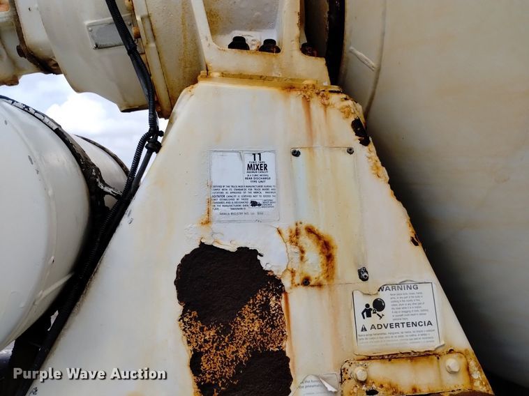 image for item DK8770 2004 Sterling LT9500  ready mix truck