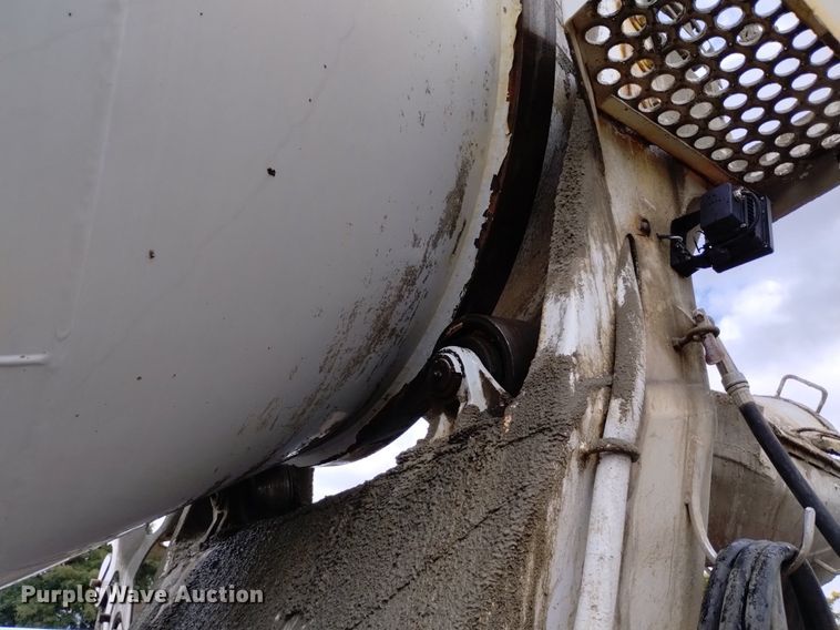 image for item DK8770 2004 Sterling LT9500  ready mix truck