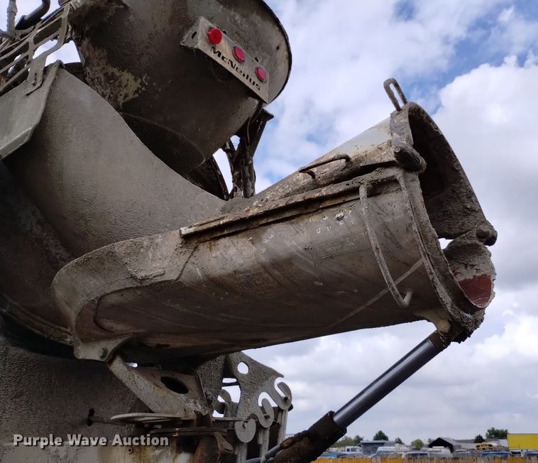 image for item DK8770 2004 Sterling LT9500  ready mix truck