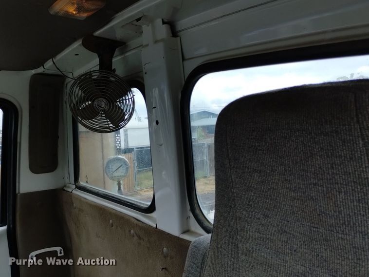 image for item DK8770 2004 Sterling LT9500  ready mix truck