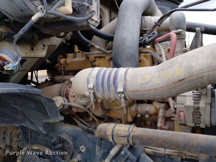 image for item DK8770 2004 Sterling LT9500  ready mix truck