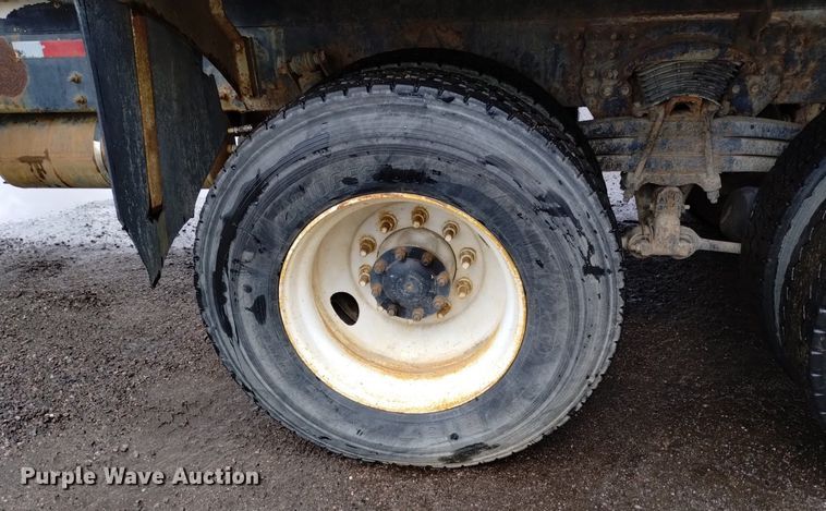 image for item DK8770 2004 Sterling LT9500  ready mix truck