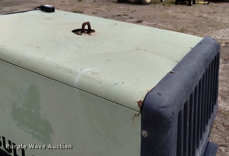 image for item DK8772 Sullair 185JD  air compressor