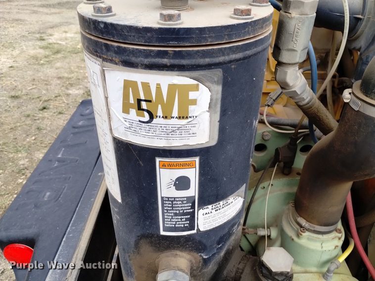 image for item DK8772 Sullair 185JD  air compressor