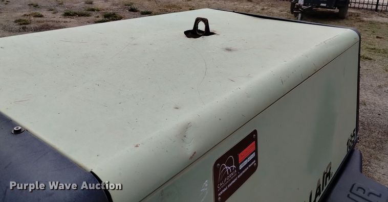 image for item DK8773 Sullair 185JD  air compressor