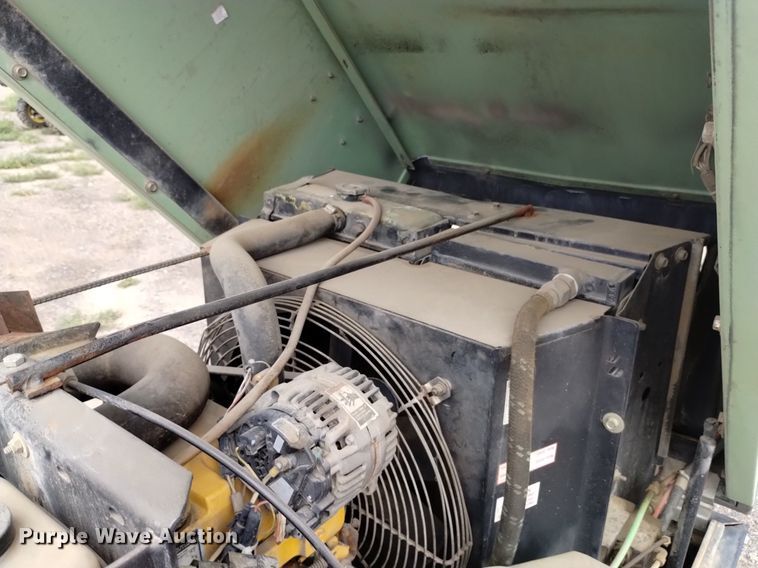 image for item DK8773 Sullair 185JD  air compressor