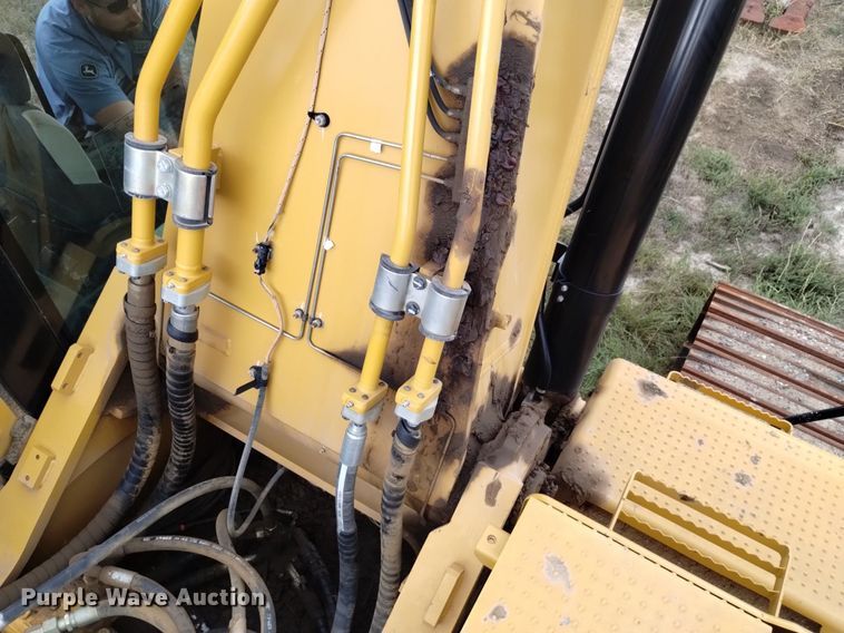 image for item DK8774 2017 Caterpillar 349FL  excavator