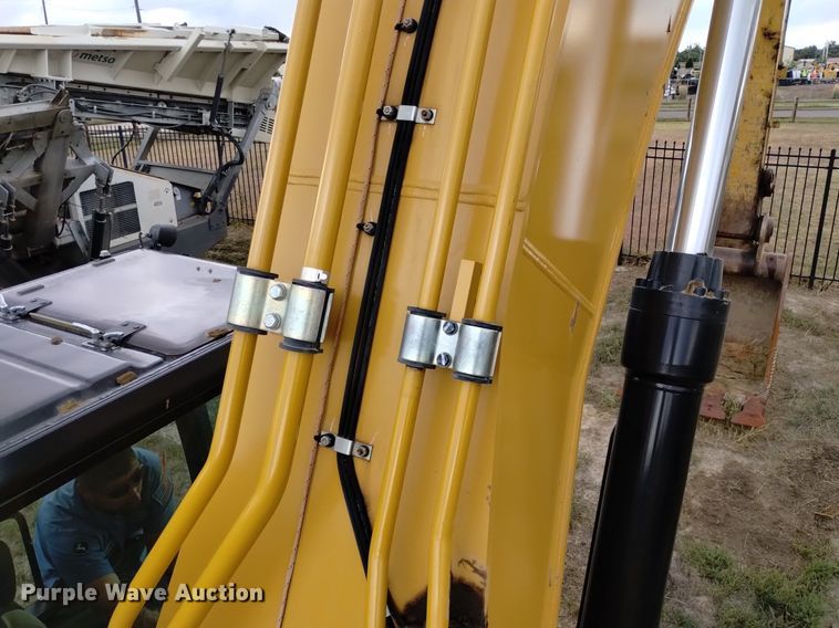 image for item DK8774 2017 Caterpillar 349FL  excavator