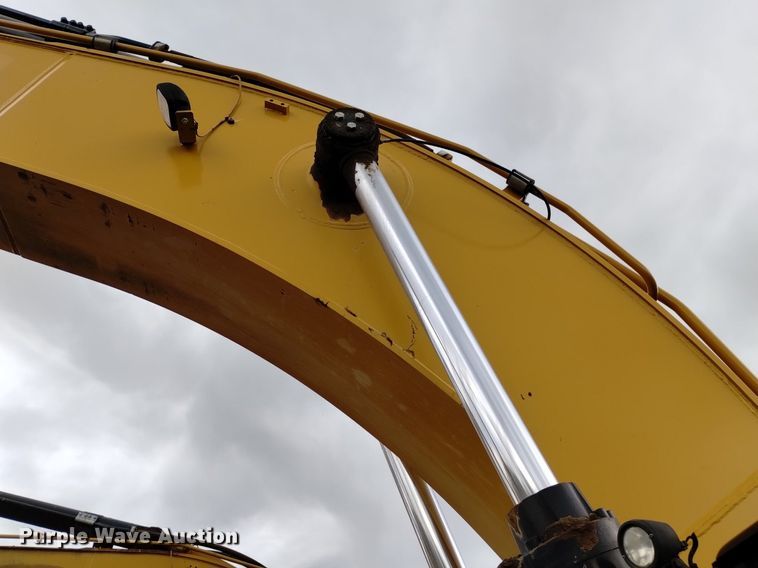 image for item DK8774 2017 Caterpillar 349FL  excavator