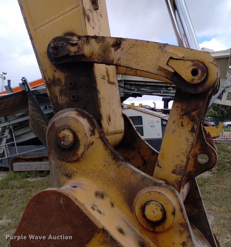 image for item DK8774 2017 Caterpillar 349FL  excavator