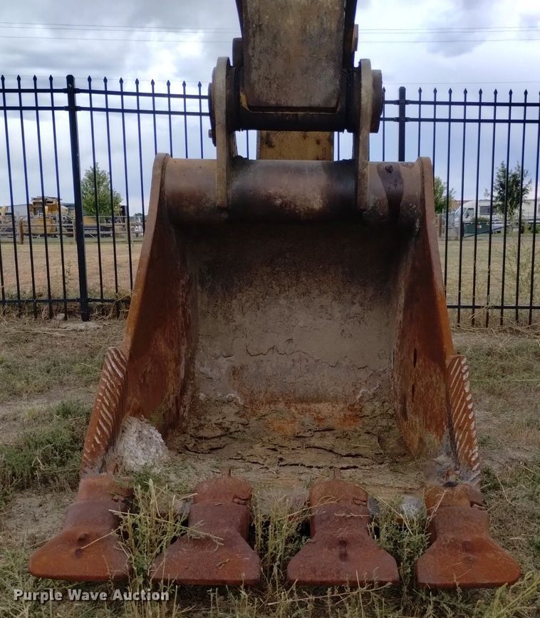 image for item DK8774 2017 Caterpillar 349FL  excavator