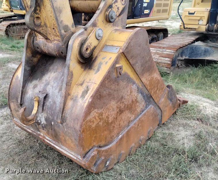 image for item DK8774 2017 Caterpillar 349FL  excavator