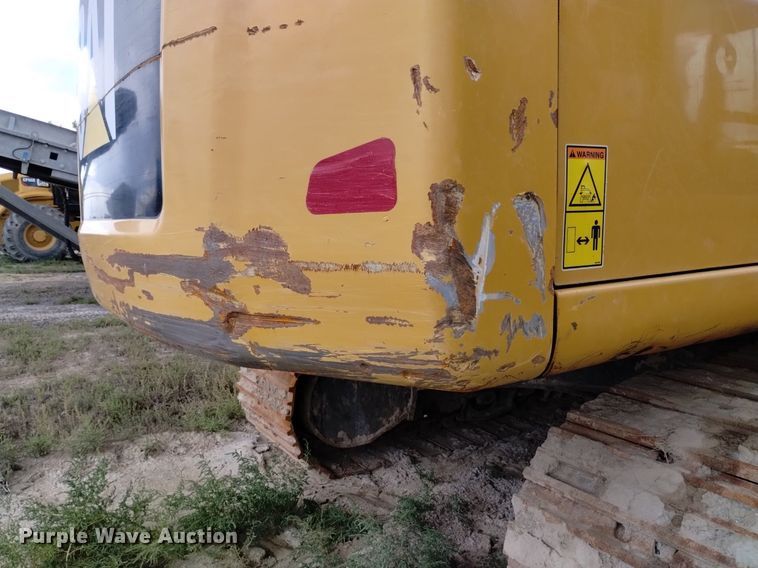 image for item DK8774 2017 Caterpillar 349FL  excavator