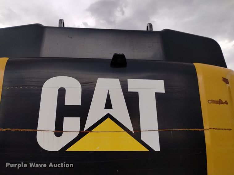 image for item DK8774 2017 Caterpillar 349FL  excavator