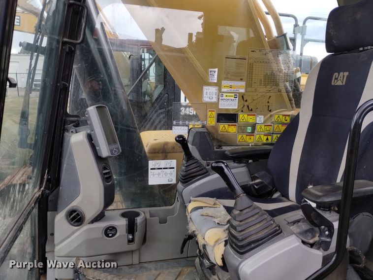 image for item DK8774 2017 Caterpillar 349FL  excavator