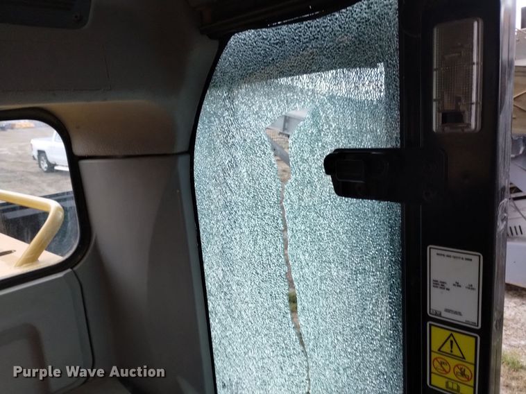 image for item DK8774 2017 Caterpillar 349FL  excavator