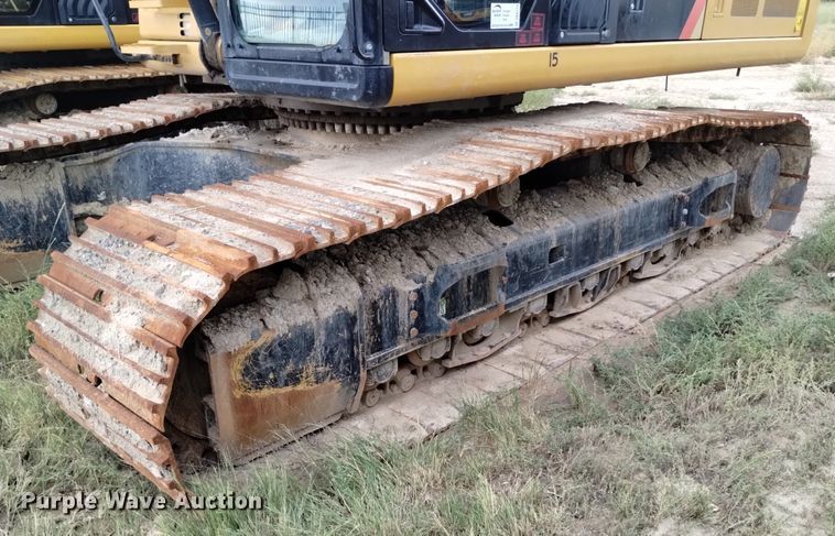 image for item DK8774 2017 Caterpillar 349FL  excavator