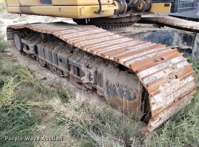 image for item DK8774 2017 Caterpillar 349FL  excavator