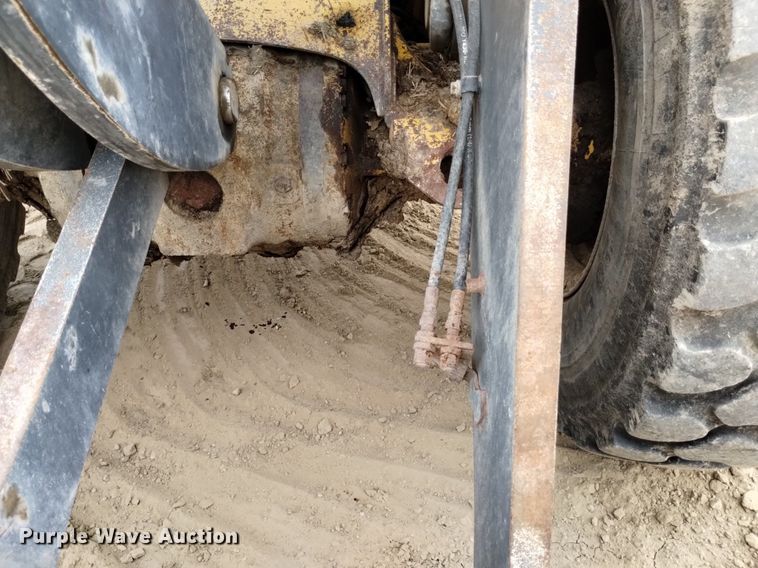 image for item DK8775 2011 John Deere 624K  wheel loader