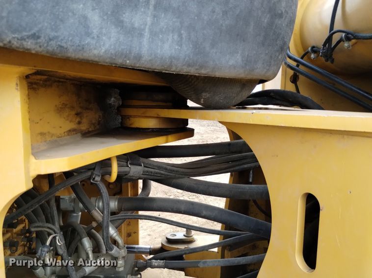 image for item DK8775 2011 John Deere 624K  wheel loader